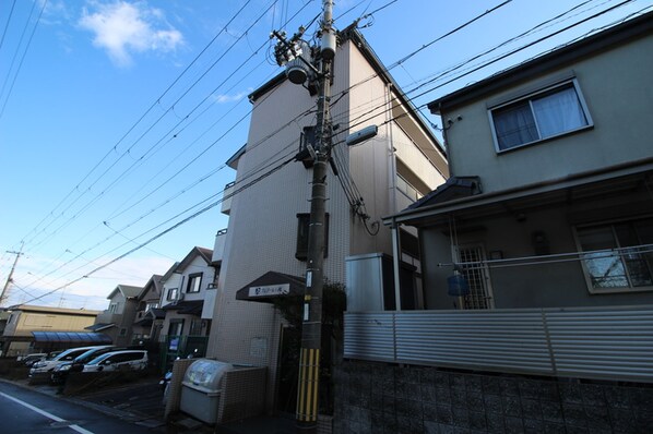 プレアール八幡の物件外観写真